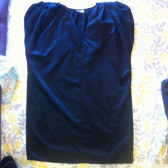 Soft satin black LBD - Picture 3 of 4