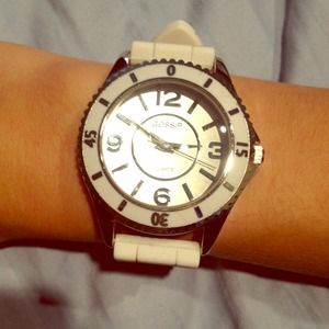 Silver plated ❤️NEW❤️ white gossip watch