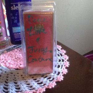 Peace love and juicy couture perfume⛔️traded⛔️