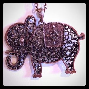 ❤️❤️SOLD❤️❤️Elephant Necklace