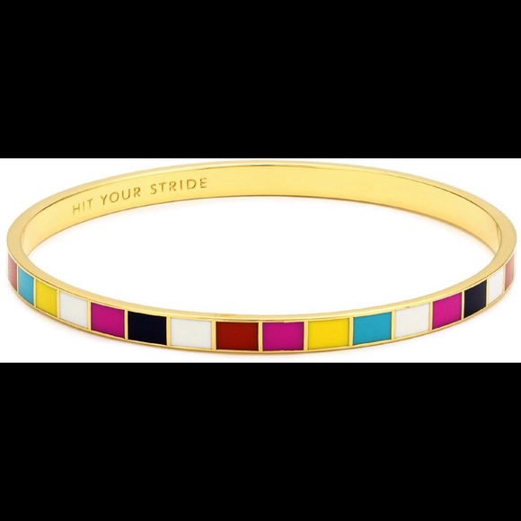 ❗️SOLD❗️Hit Your Stride Idiom Bangle