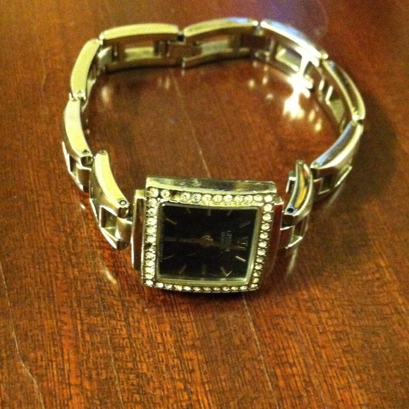 Authentic citizen watch - Picture 1 of 2