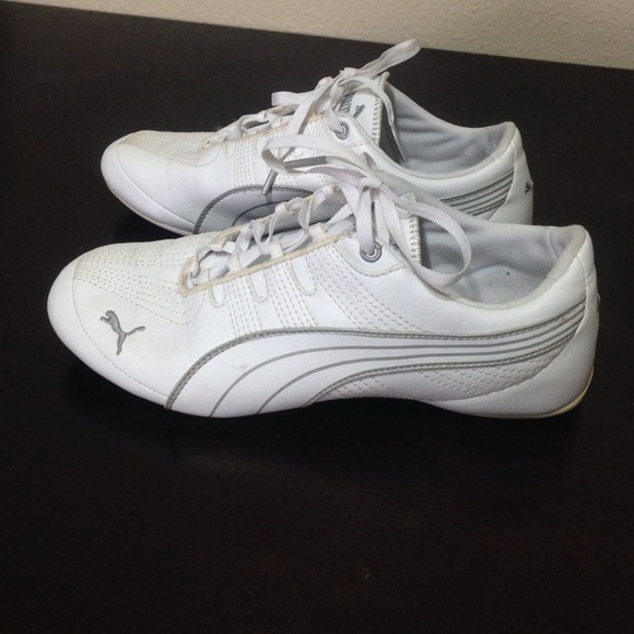 Puma tennis shoes