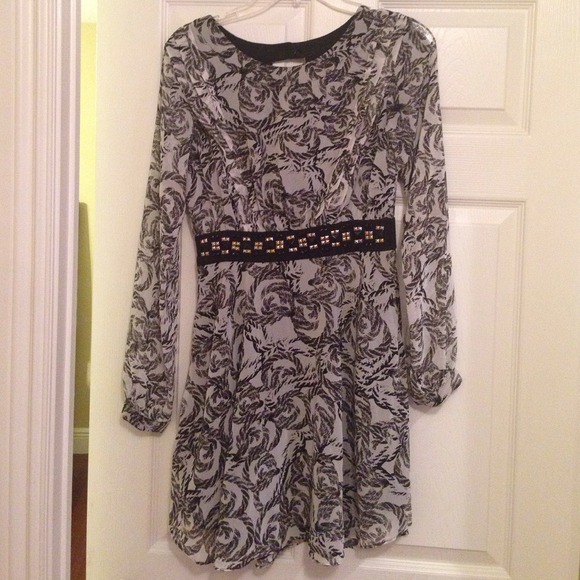 BCBG long sleeve dress