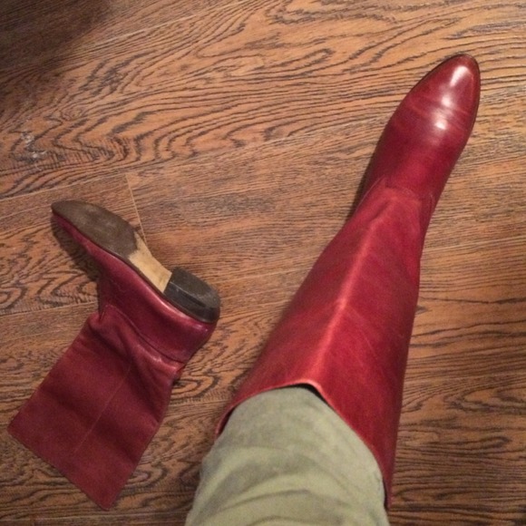 *** GIFTED **** vintage boot