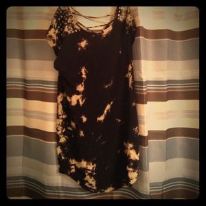 Tie- dye Forever 21 tunic stud embellished top!