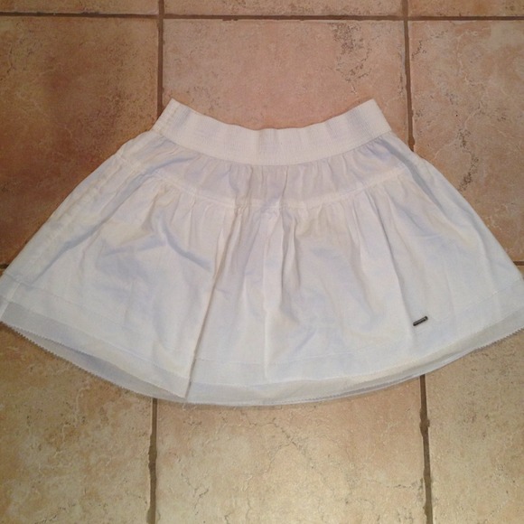 White Skater Skirt - Picture 2 of 4