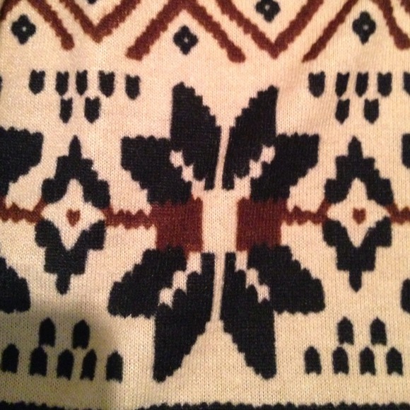 Sweater Hoodie - Picture 2 of 2