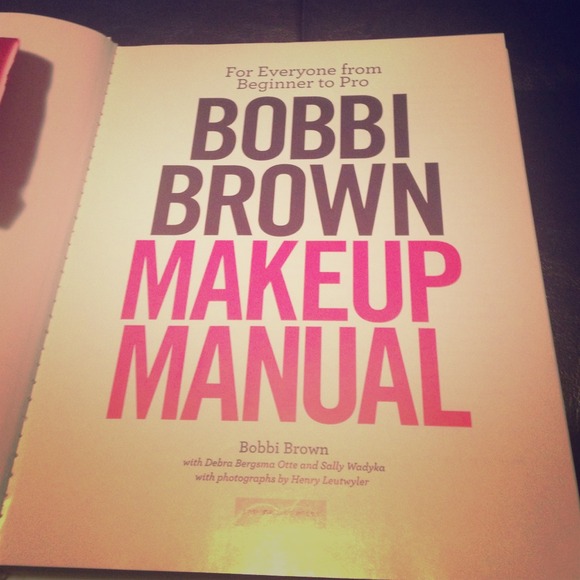 Bobbi Brown's Makeup Manual Book