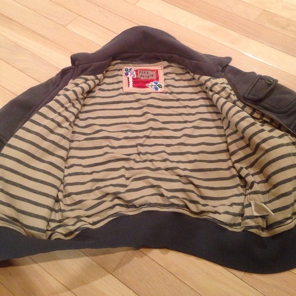 Free People sweatshirt jacket - Picture 3 of 5