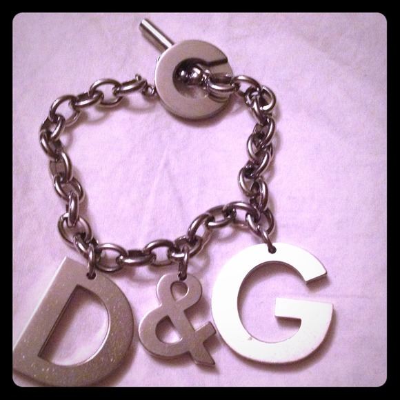 Authentic D&G silver toggle bracelet