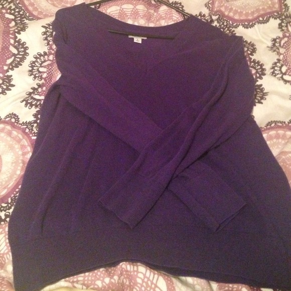 Large Purple Old Navy Sweater