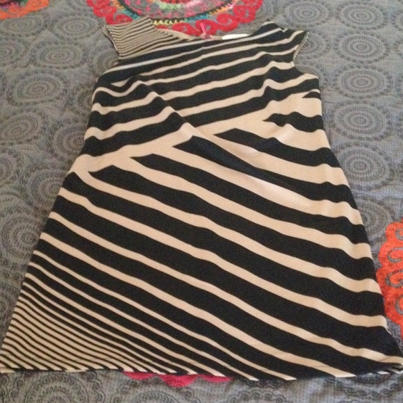 SOLD 🚫🚫Ann Taylor dress