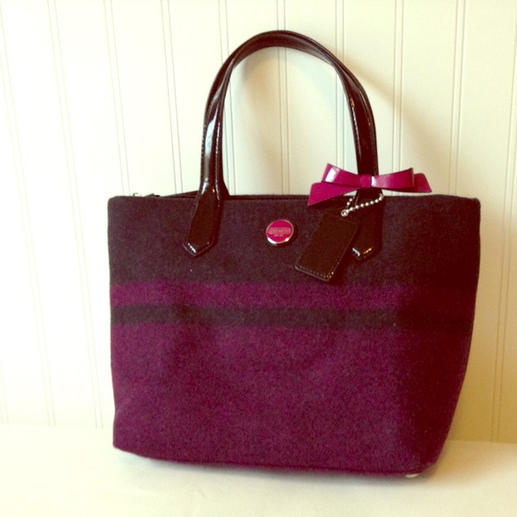 Not available🚩NWT COACH STR WOOL TOTE CHAR/pasbry