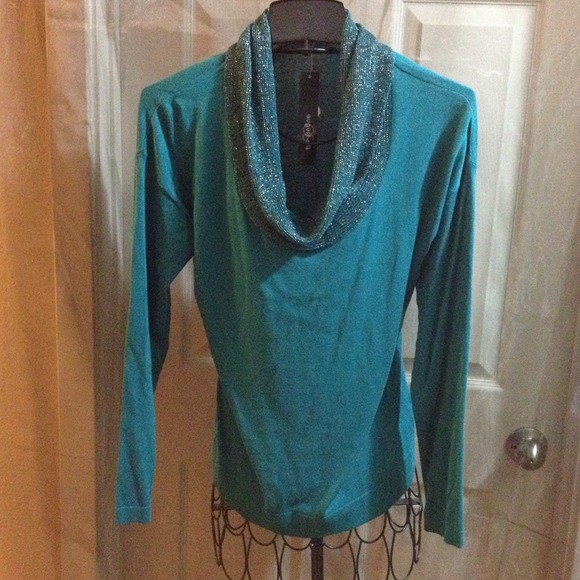 NEW evergreen🌲turquoise🌳 sweater SAVE $45.00 off 💰