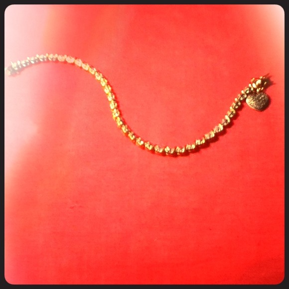 Bracelet. MUST GO.