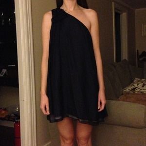 Alice + Olivia navy one shoulder dress