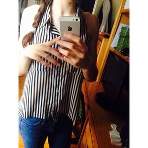 Vertical Striped Sleeveless Collar Tank