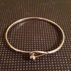 🎀Sold in Bundle!🎀 Silver Bracelet