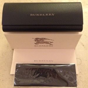 Burberry sunglass case