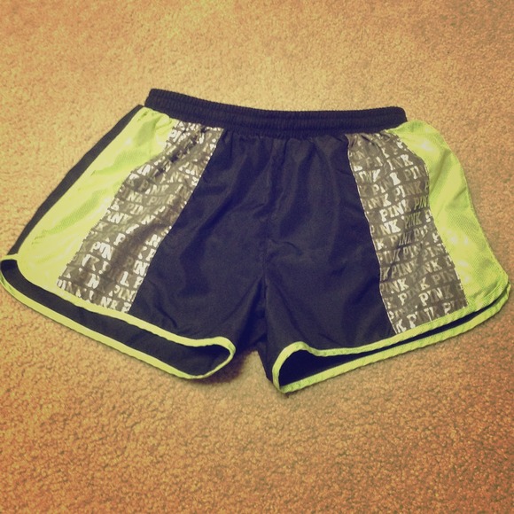 🚫sold🚫PINK campus shorts