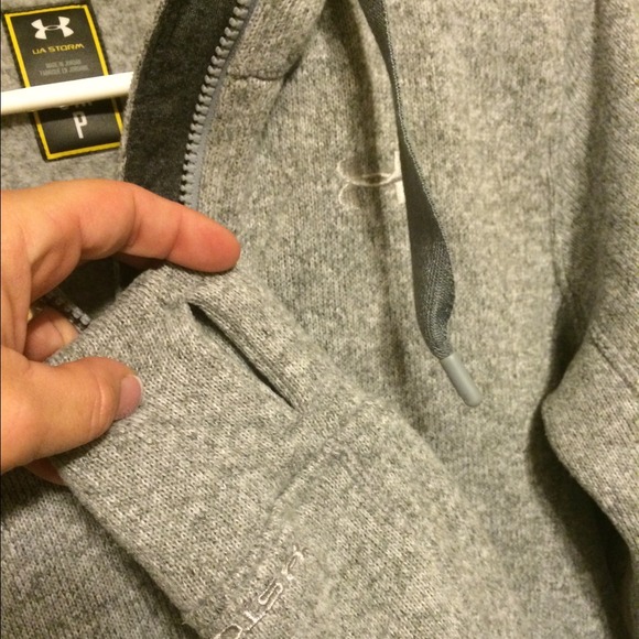 UA Storm thick full zip - Picture 2 of 3
