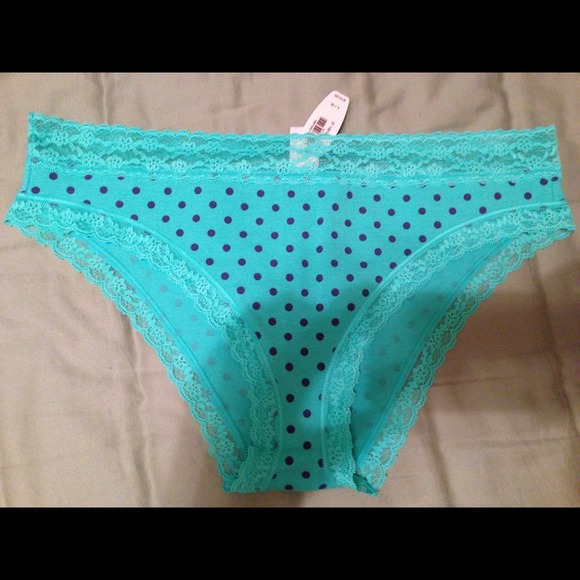 💥💥SOLD in Bundle💥💥Victoria Secret panties