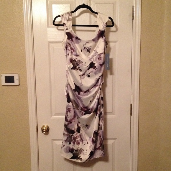 😍⬇️Reduced⬇️ Gorgeous and classy dress; sz 8😍 - Picture 1 of 4