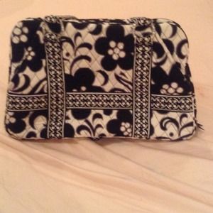 Vera Bradley bag never used; brand new