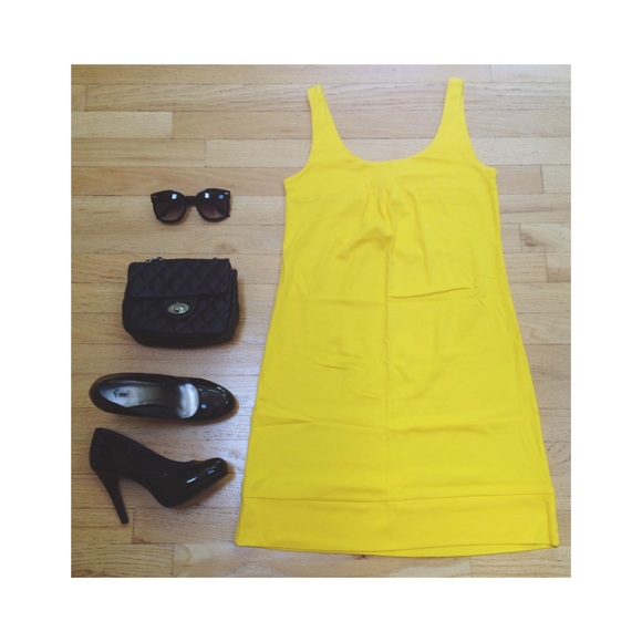 Yellow Sleeveless Dress/Jumper👗