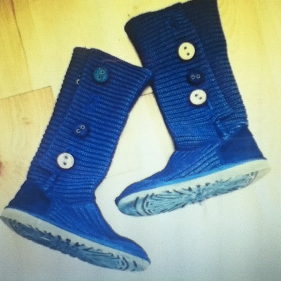 UGG Boots - Purple UGGS knit size 7
