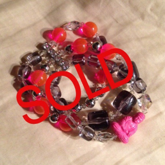 SOLD- Tarantino 3 strand buddha bracelet