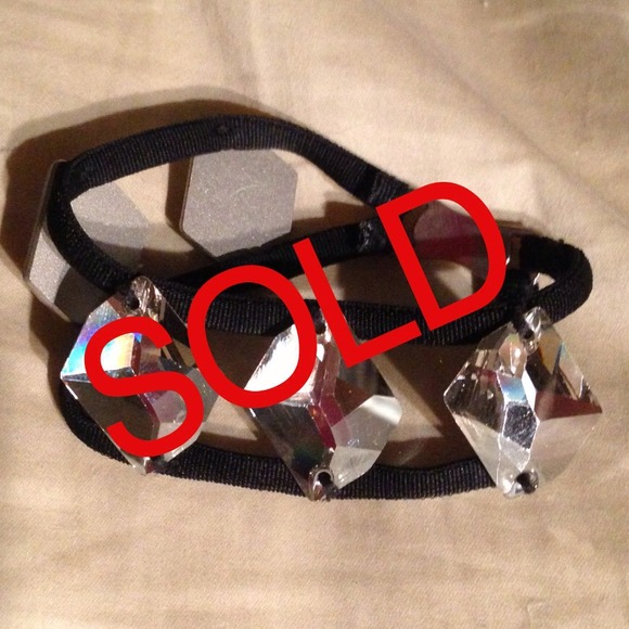 Sold - bundle  Tarina  Tarintino