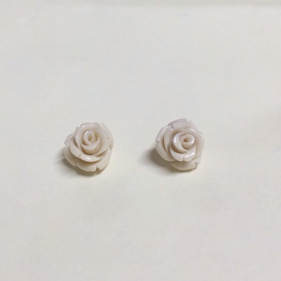 Urban Outfitters Jewelry - Urban Outfitters earrings