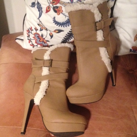 Just Fab Shearling Bootie