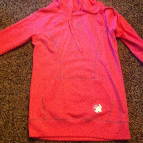 Old Navy pullover hoodie