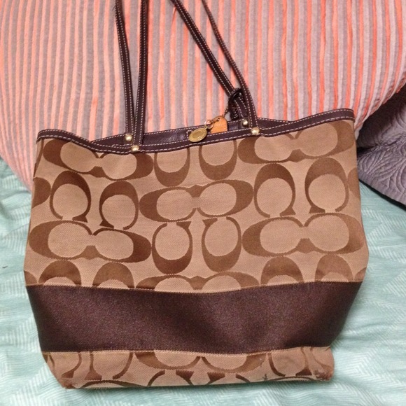 Coach NEEDS TO SELL!!!!