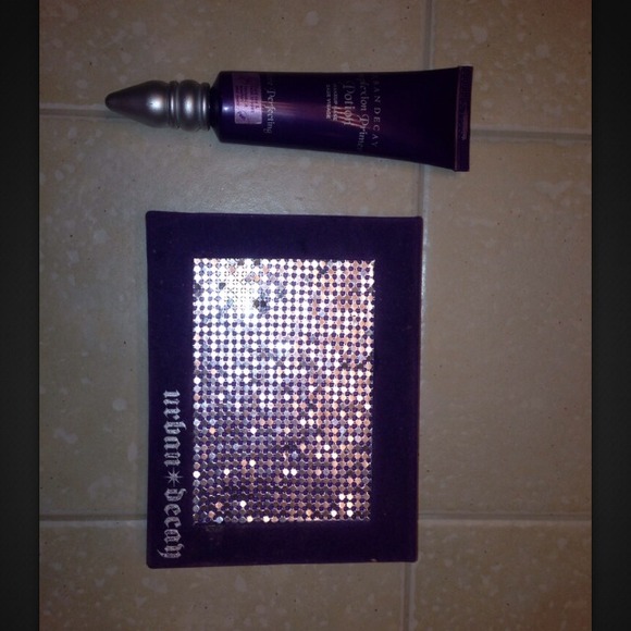 Urban Decay Eyeshadow/ Complexion Primer Bundle