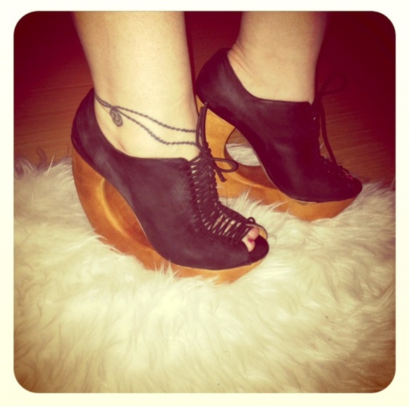 🎉LAST REDUCTION🎉 JEFFREY CAMPBELL heels