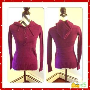 Aeropostale burgundy hoodie sweater