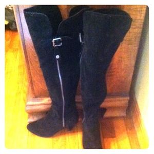 Size 7 1/2 black Bamboo thigh high boots 😍