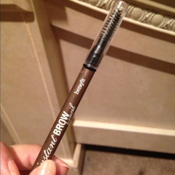 ❌SOLD❌Benefit instant Brow Pencil in Medium