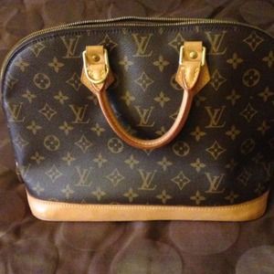 Authentic Louis Vuitton Bag ***PRICE REDUCE***