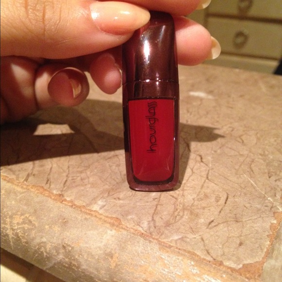 ❌SOLD❌Hourglass Opaque Rouge Liquid