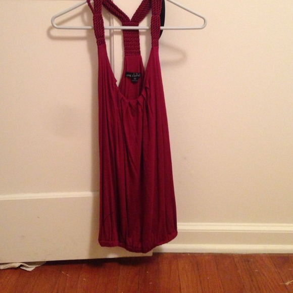 Flowy tank.