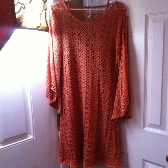 🚫SOLD🚫 Knee length dress! Size Large. Worn Once - Picture 2 of 2