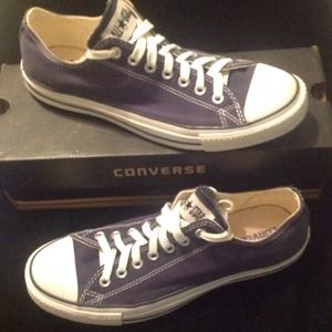 Converse Sneakers (Women's size 11/Men's size 9)