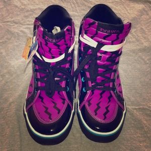 🚫SOLD🚫 Men's hi-top tennis shoes Draven NIB!!