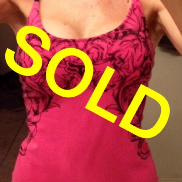 💥💥BUNDLED💥💥Hot Pink FOX Top