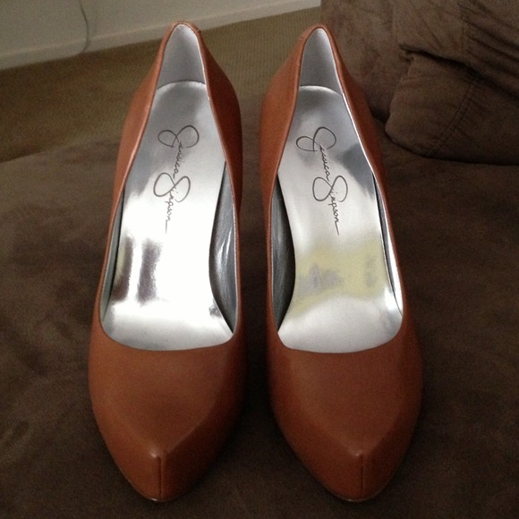 Jessica Simpson Tan Heels